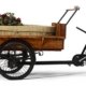 De rouwbakfiets. Duurzaam en milieuvriendelijk rouwvervoer voor een rouwstoet per fiets.